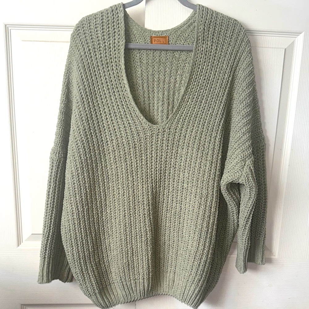 POL Women's Sage V-Neck Sweater